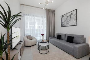 Cozy 1BDR apartment Binghatti Canal Business Bay